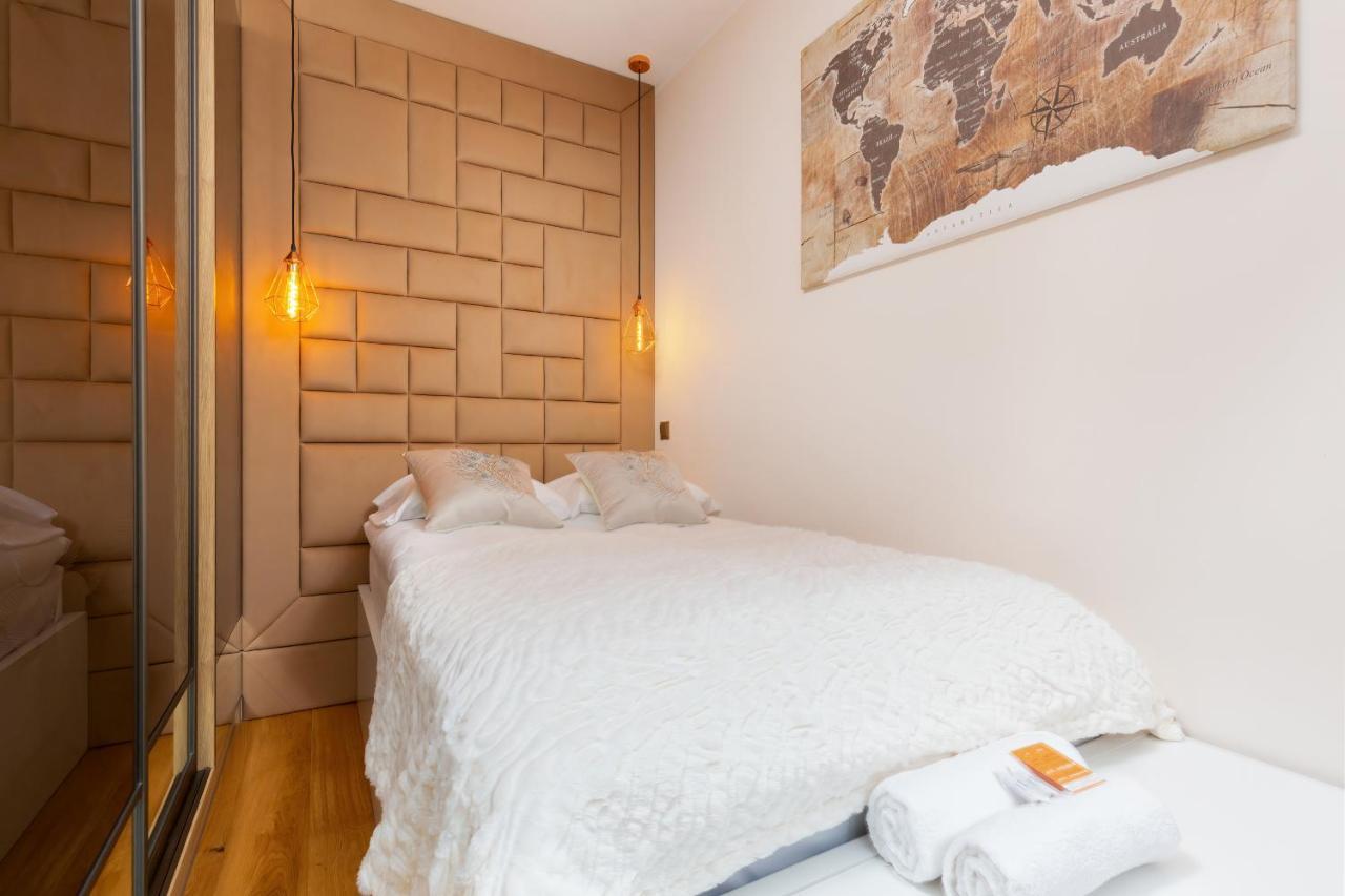 Apartments Warsaw Pawia By Noclegi Renters Bagian luar foto