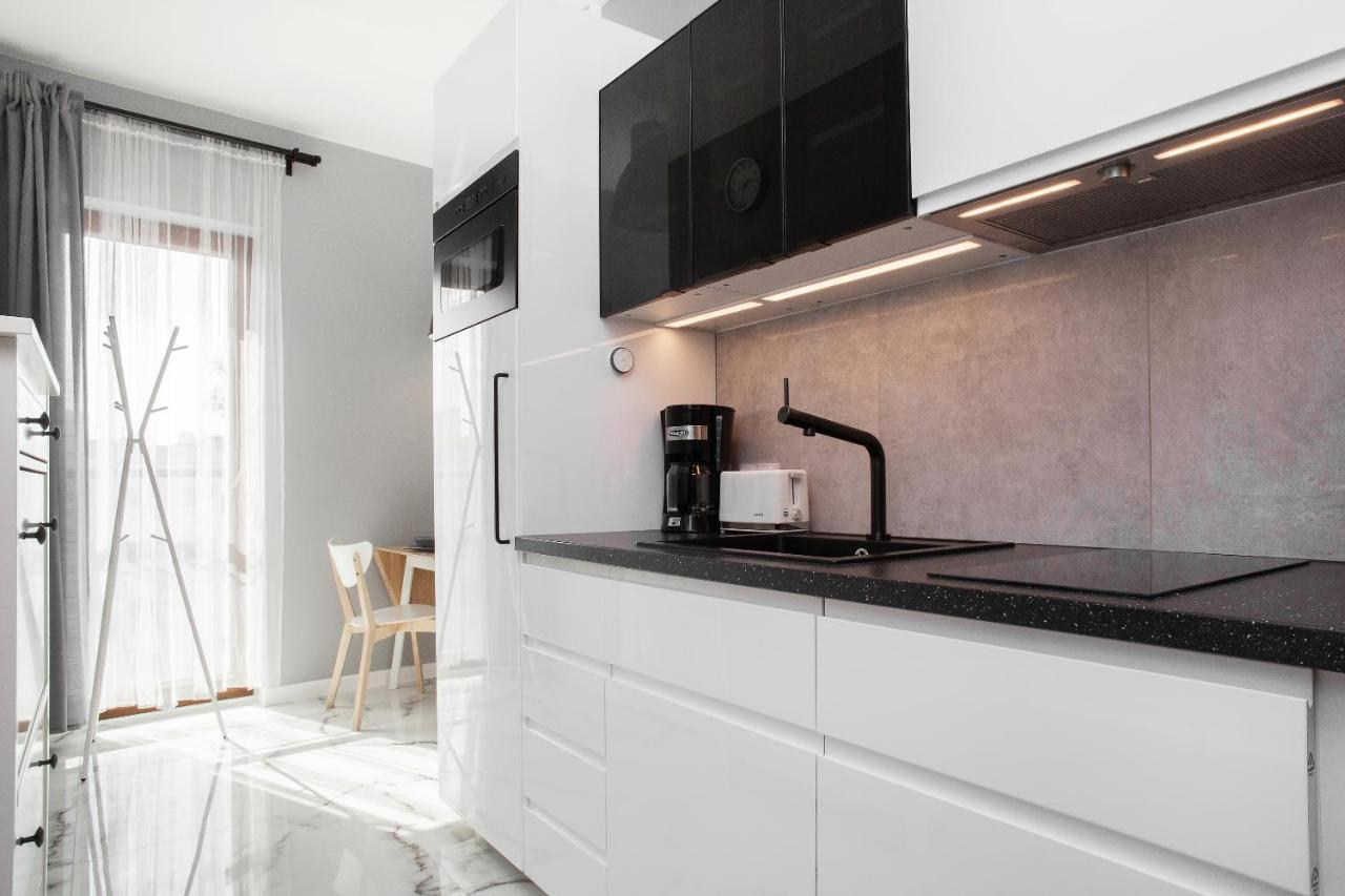 Apartments Warsaw Pawia By Noclegi Renters Bagian luar foto