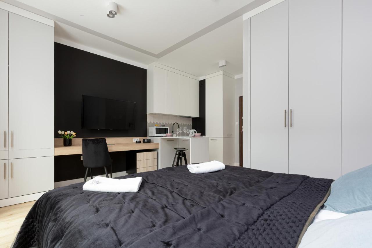 Apartments Warsaw Pawia By Noclegi Renters Bagian luar foto