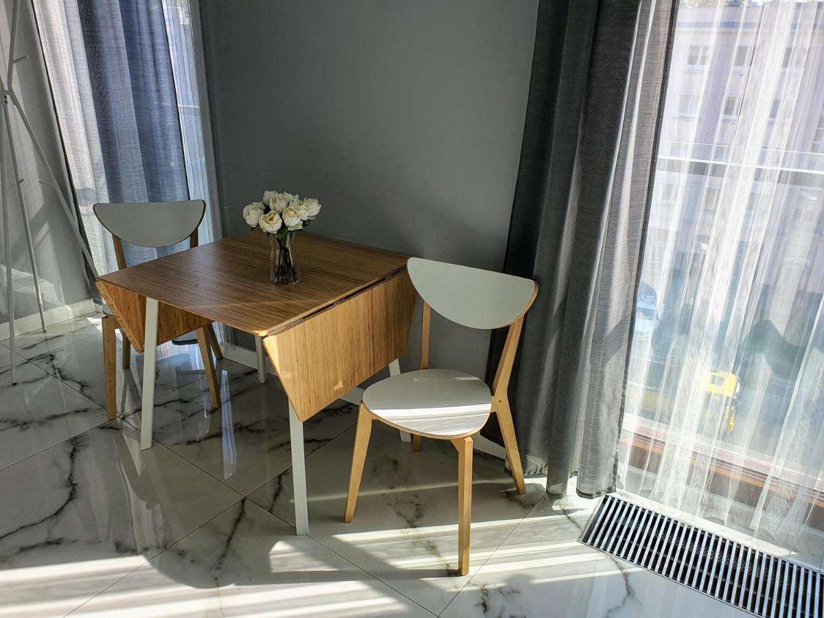 Apartments Warsaw Pawia By Noclegi Renters Bagian luar foto