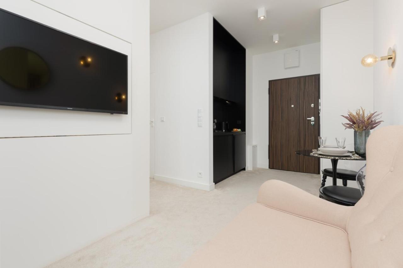 Apartments Warsaw Pawia By Noclegi Renters Bagian luar foto